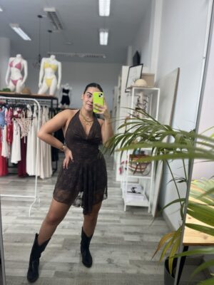 Vestido encaje marrón