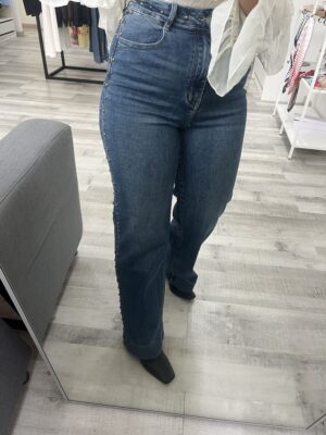 Pantalón vaquero tachuela