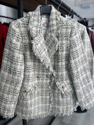 Blazer pata de gallo boton